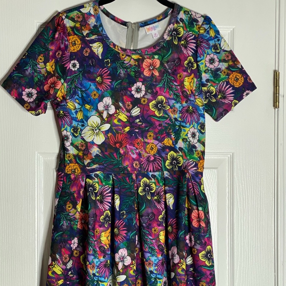 LuLaRoe Amelia sz M